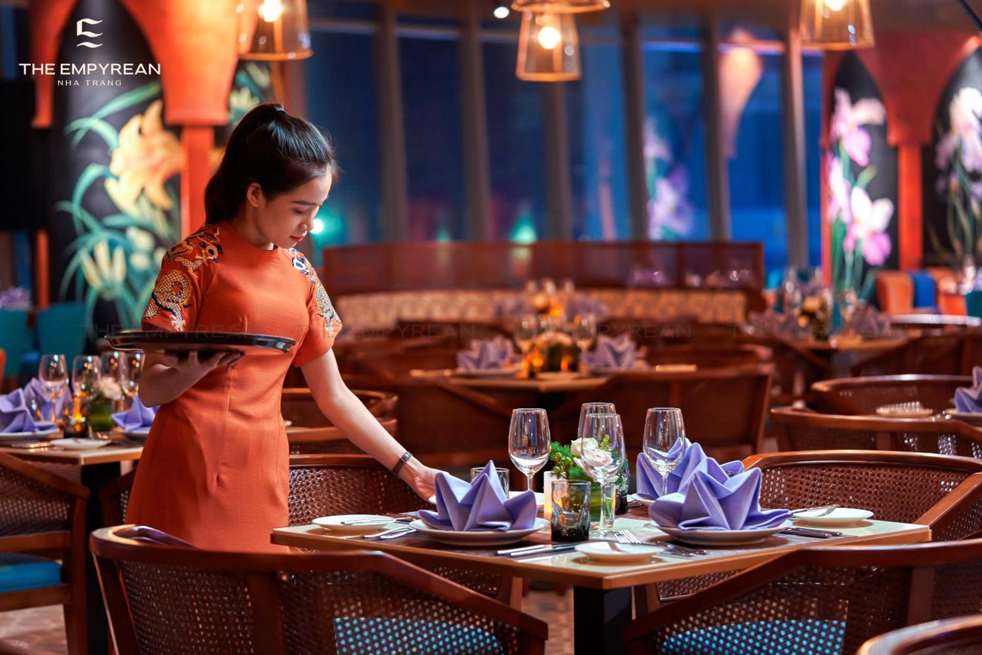Hotel The Empyrean Nha Trang Esterno foto