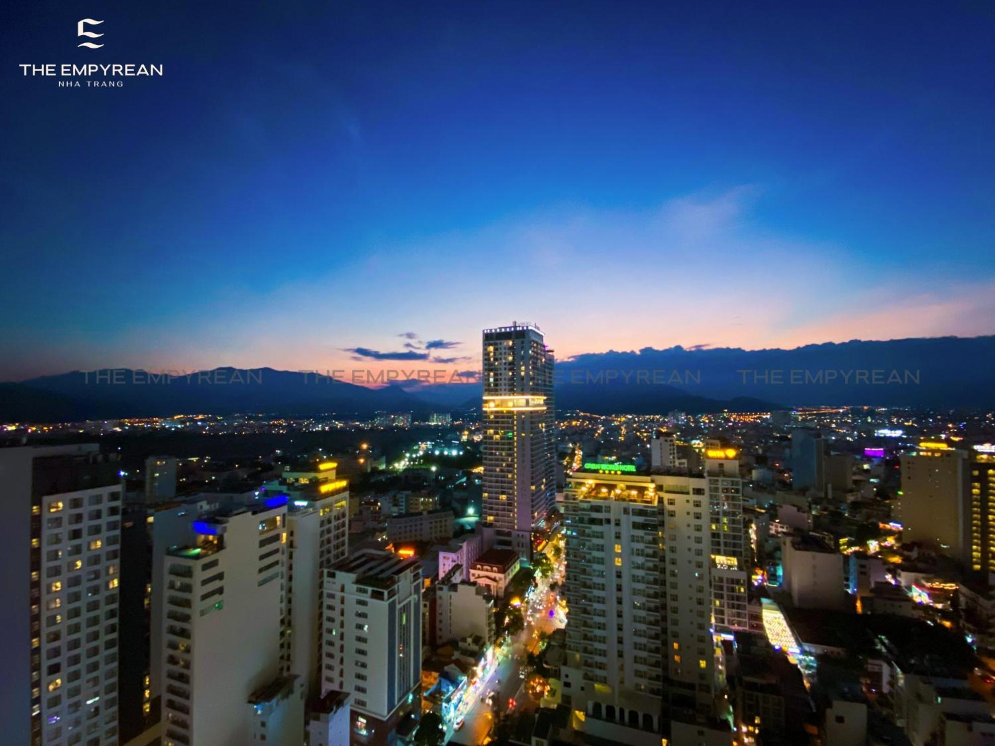 Hotel The Empyrean Nha Trang Esterno foto